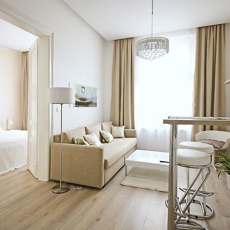 Luxury Center Apt. Charles Bridge Walking Distance براغ المظهر الخارجي الصورة